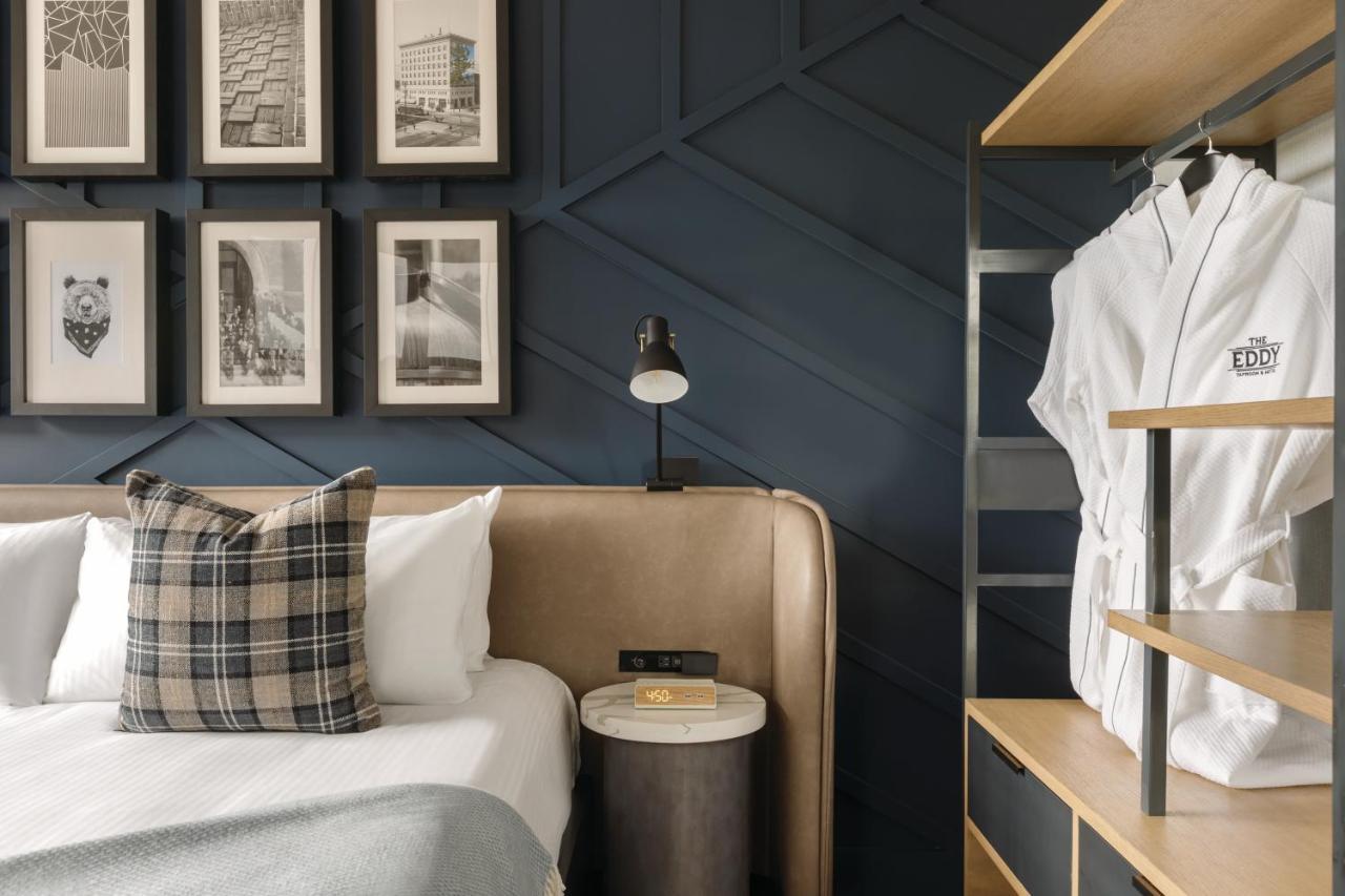 The Eddy Taproom & Hotel Golden Ngoại thất bức ảnh