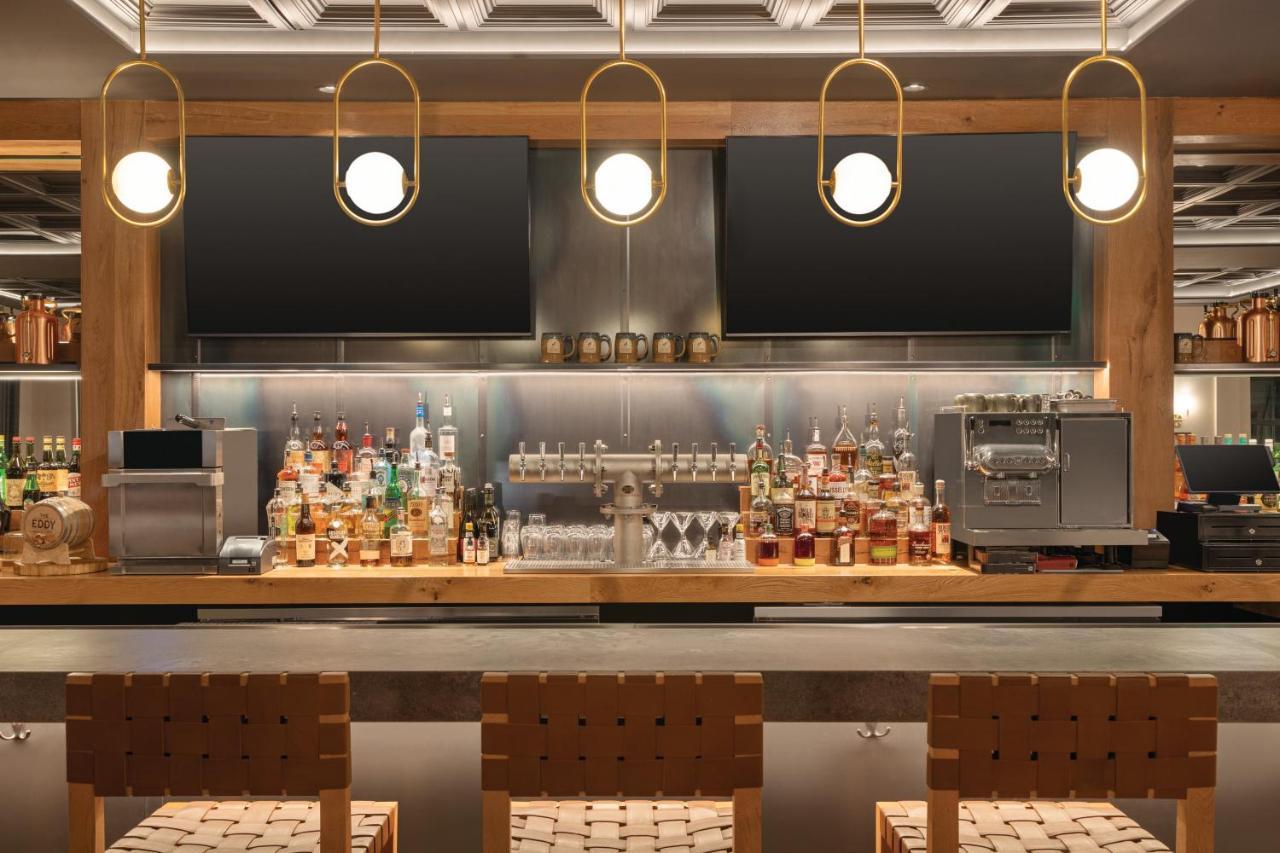 The Eddy Taproom & Hotel Golden Ngoại thất bức ảnh